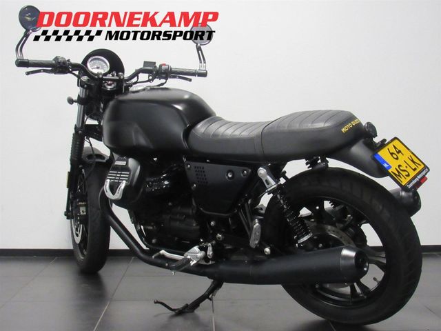 moto-guzzi - v-7-stone