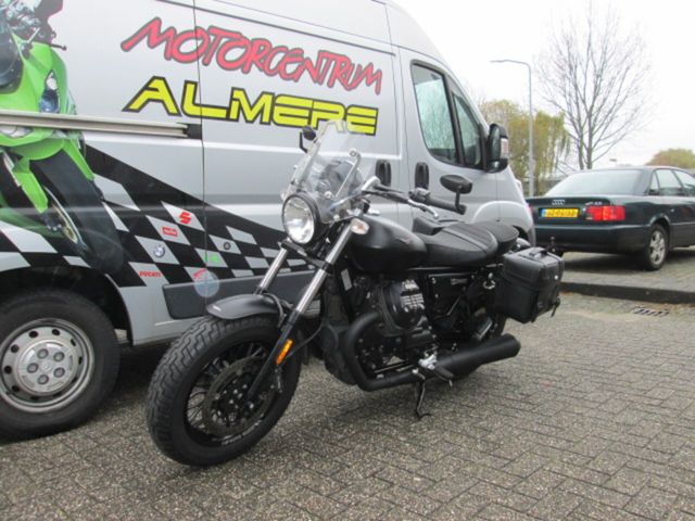 moto-guzzi - v-9-bobber
