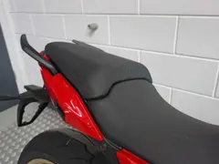 Moto Guzzi V100 Mandello S 2026 nieuw – foto 8 van 11