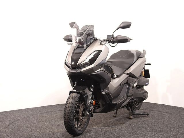 honda - adv-350