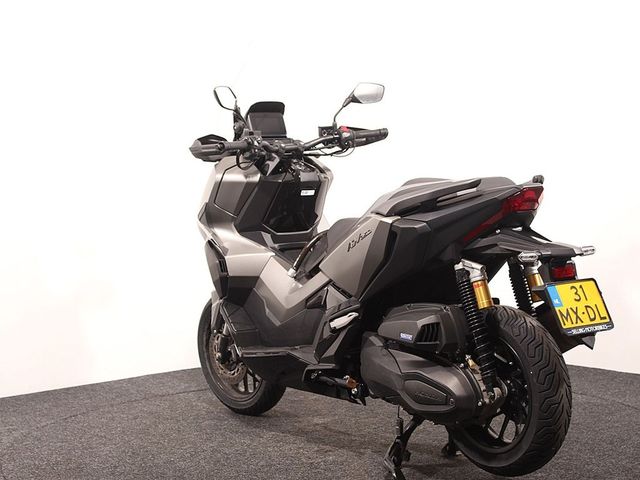 honda - adv-350