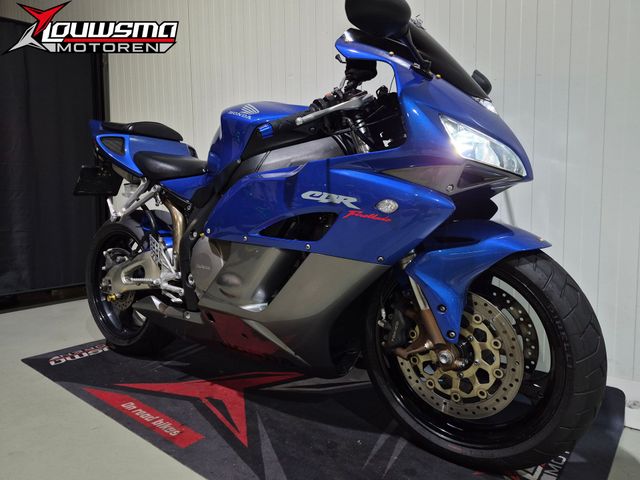 honda - cbr-1000-rr-fireblade