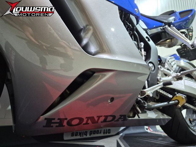 honda - cbr-1000-rr-fireblade