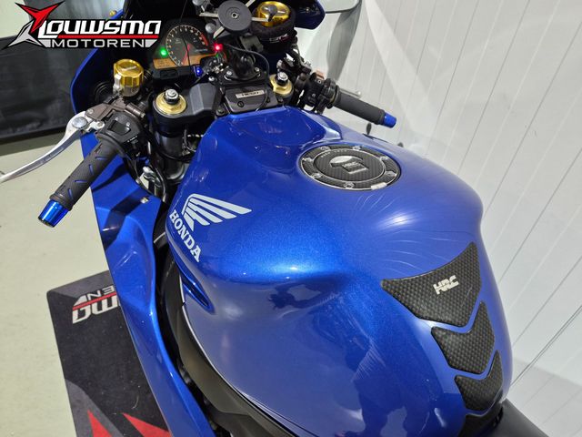 honda - cbr-1000-rr-fireblade