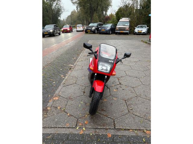 kawasaki - gpx-600-r