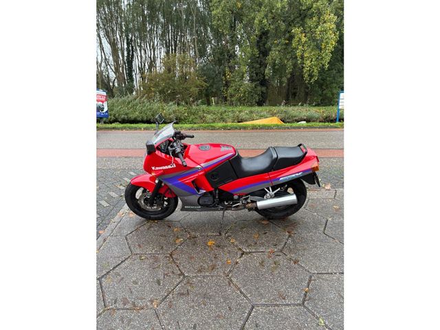 kawasaki - gpx-600-r