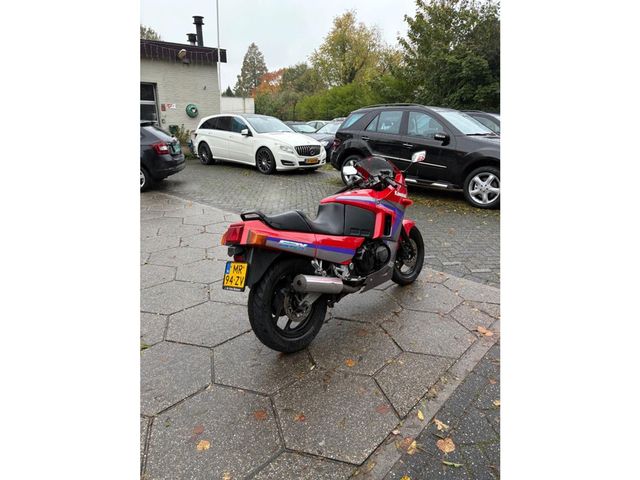 kawasaki - gpx-600-r