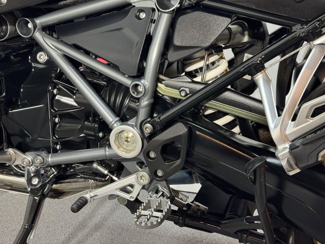 bmw - r-1250-gs-adventure