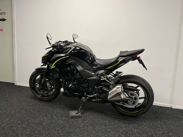 kawasaki - z1000-r