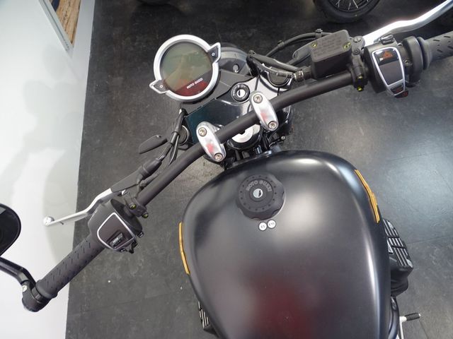 moto-guzzi - v-9-bobber-special-edition
