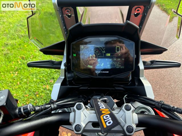 suzuki - v-strom-1050-xta