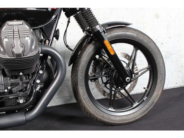 moto-guzzi - v-7-iii-stone-s