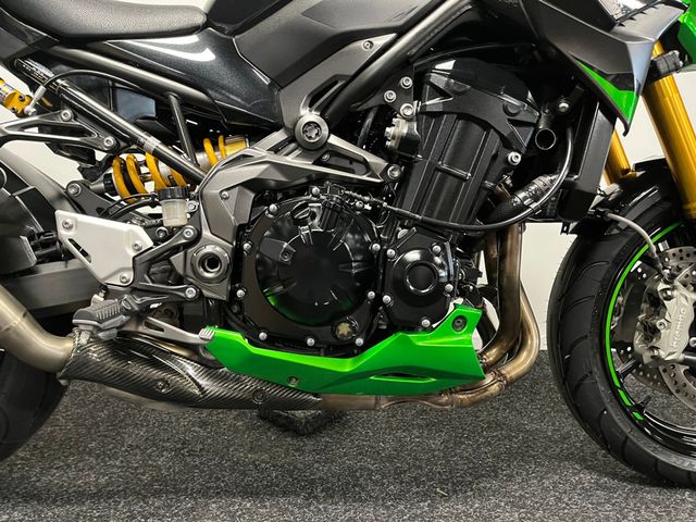 kawasaki - z900-se
