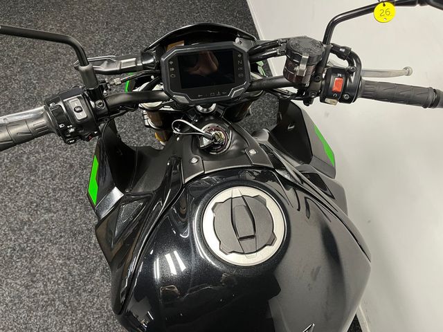 kawasaki - z900-se