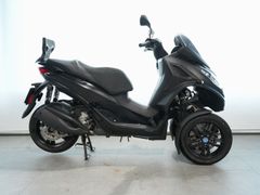 Piaggio MP3 300 HPE Sport 2023 occasion – foto 1 van 13