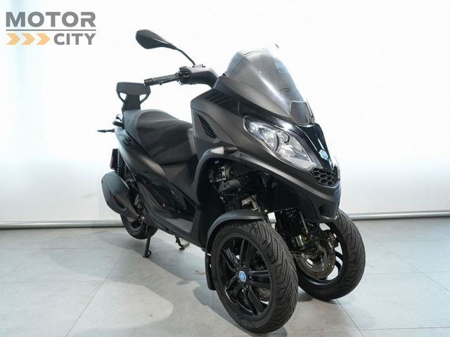 piaggio - mp3-300-hpe-sport