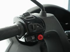 Piaggio MP3 300 HPE Sport 2023 occasion – foto 8 van 13