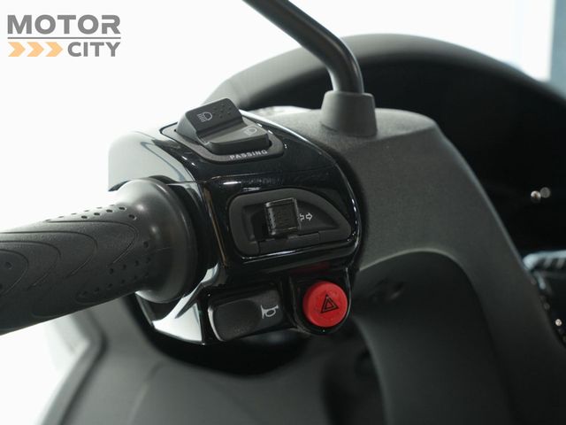 piaggio - mp3-300-hpe-sport
