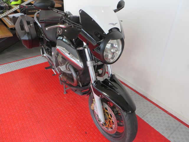 moto-guzzi - breva-1100