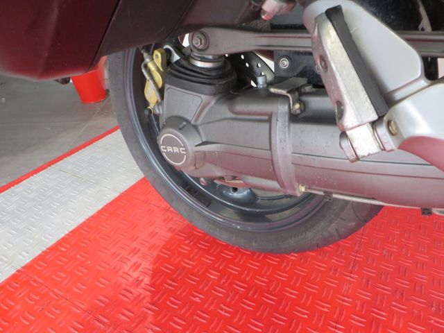 moto-guzzi - breva-1100