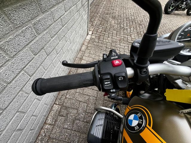 bmw - r-nine-t-scrambler