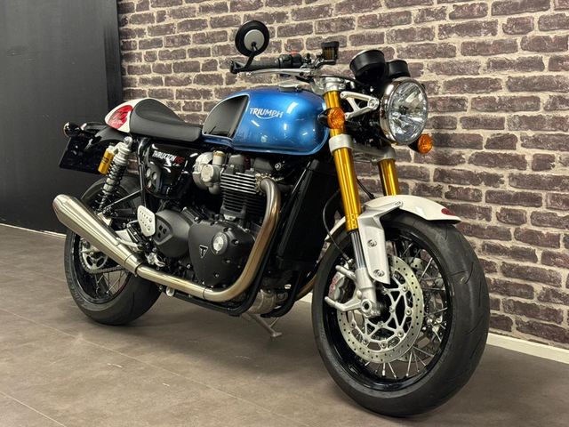 triumph - thruxton-rs