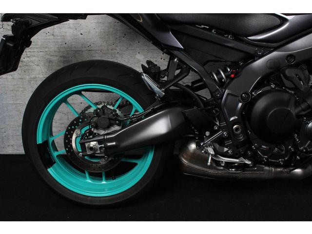 yamaha - mt-09-y-amt