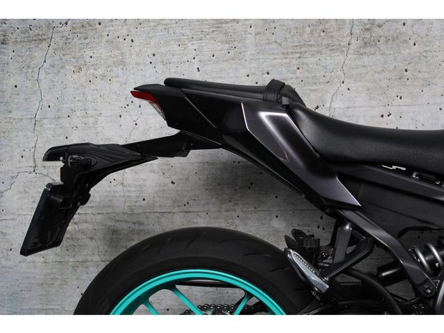 yamaha - mt-09-y-amt