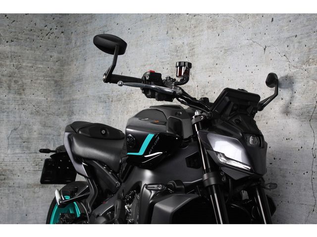 yamaha - mt-09-y-amt