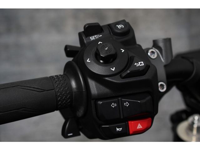 yamaha - mt-09-y-amt