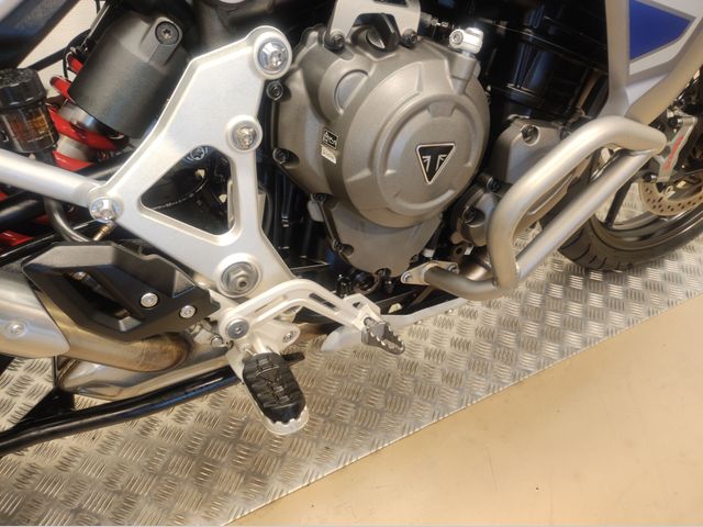 triumph - tiger-1200-gt-explorer