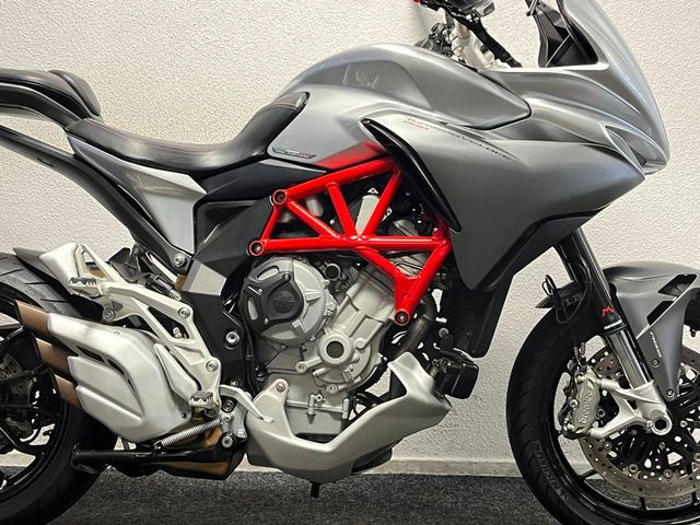 mv-agusta - turismo-veloce-800-rc