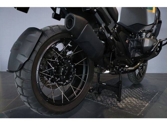bmw - r-1300-gs-adventure