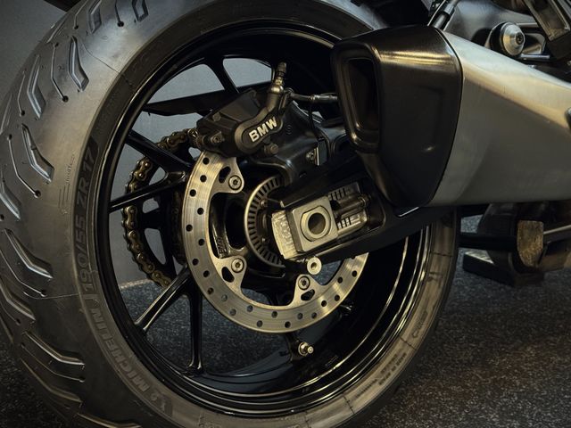 bmw - s-1000-xr