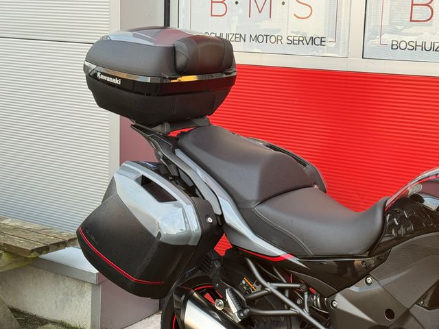 kawasaki - versys-1000-se-grand-tourer
