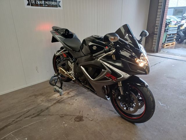 suzuki - gsx-r-600