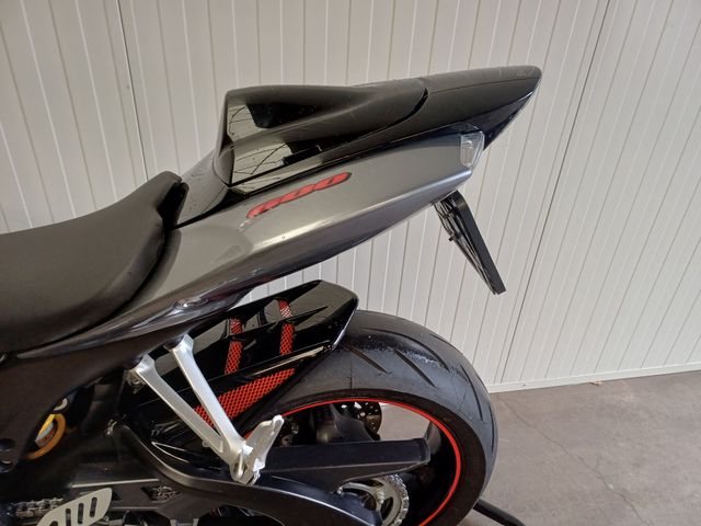 suzuki - gsx-r-600
