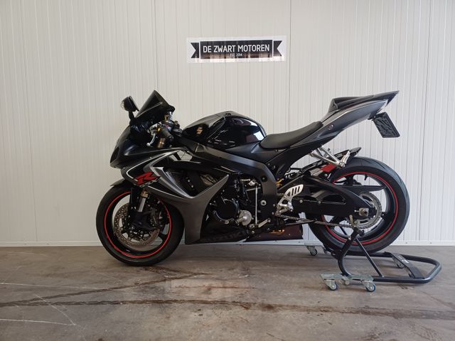 suzuki - gsx-r-600