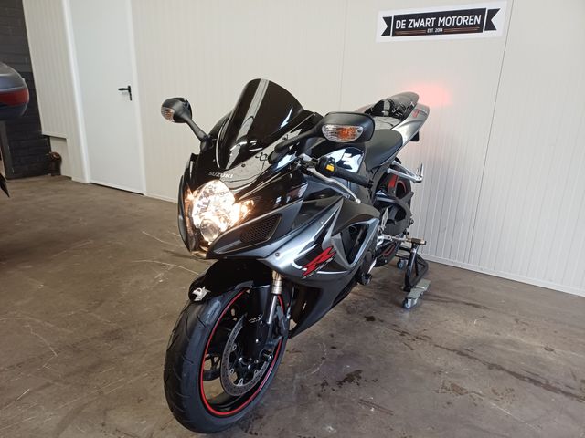 suzuki - gsx-r-600