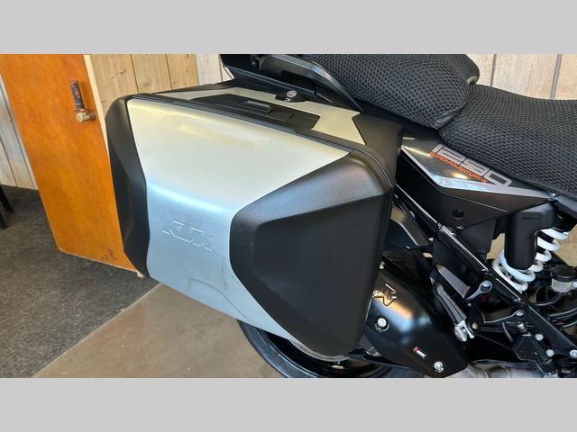 ktm - 1290-super-adventure-s