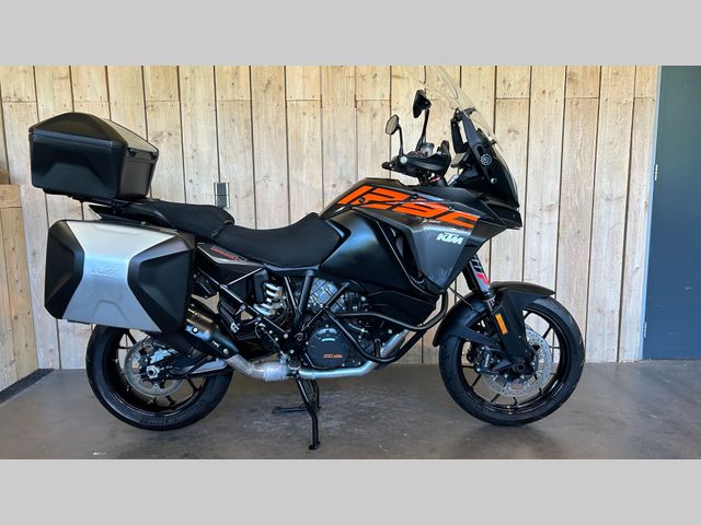 ktm - 1290-super-adventure-s