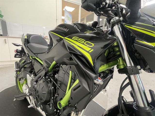 kawasaki - z650