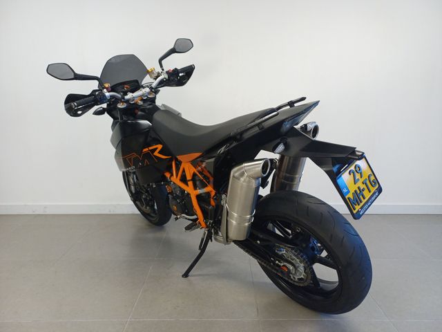 ktm - 690-supermoto-r