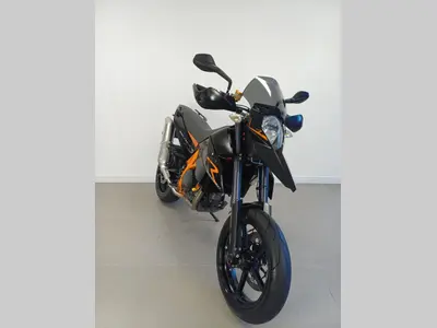 KTM 690 SUPERMOTO R – foto 4