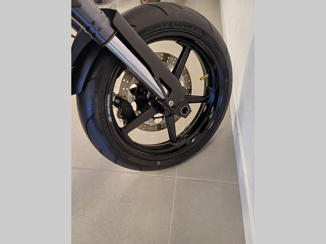 ktm - 690-supermoto-r