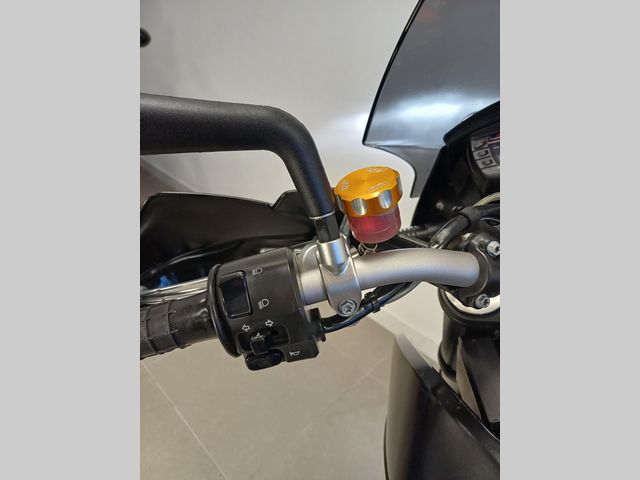 ktm - 690-supermoto-r