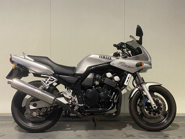 yamaha - fzs-600-fazer