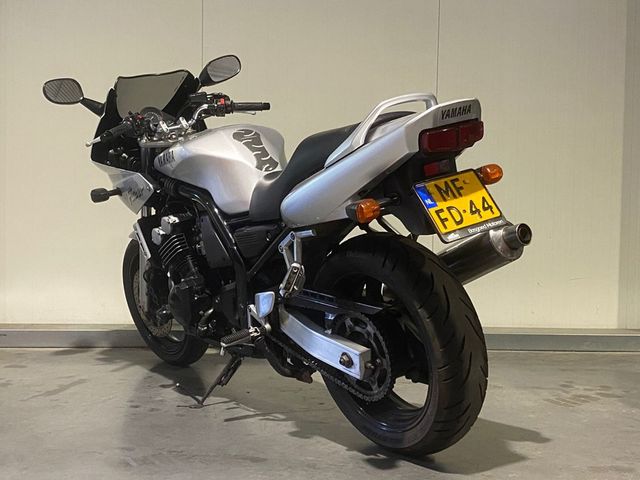 yamaha - fzs-600-fazer