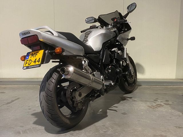 yamaha - fzs-600-fazer