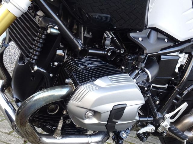 bmw - r-nine-t